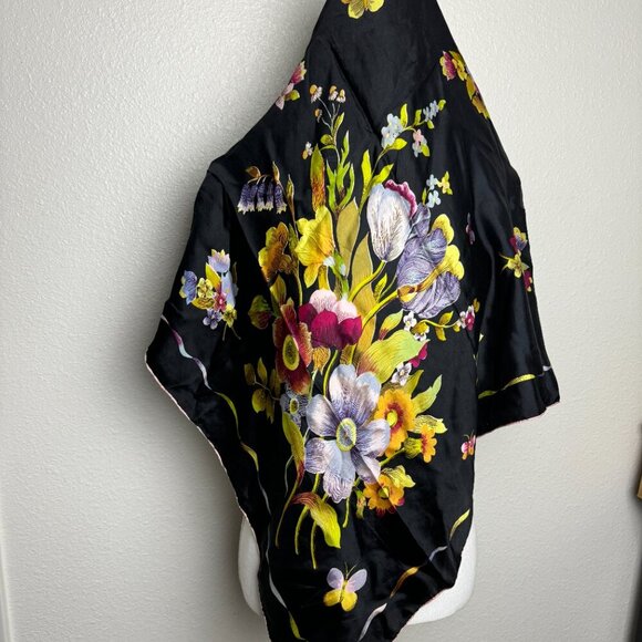 Silk scarf 34" x 34" - Picture 4 of 6